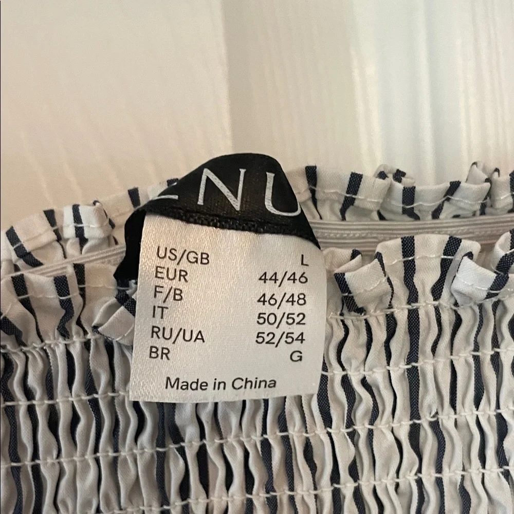 VENUS Black and White Striped Square Neck Blouse - Picture 2 of 3